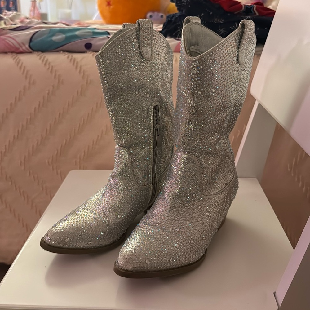 Sparkling boots for little girls